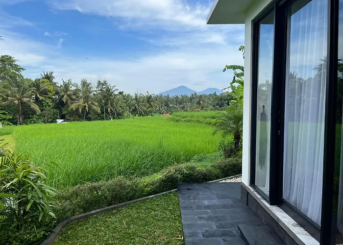 Maple Ridge - Private Pool & Rice Field View