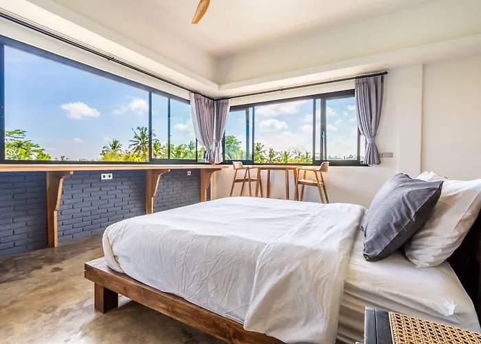 Maple Ridge - Private Pool & Rice Field View Villa